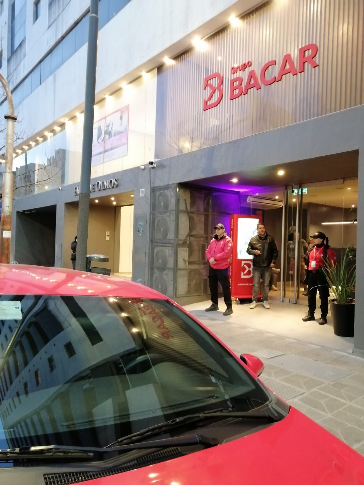 Bacar